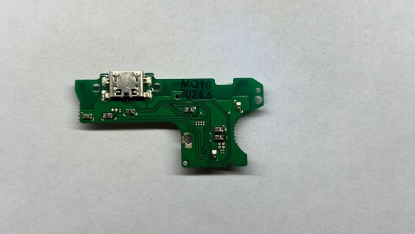 Шлейф для Asus ZenFone Max M2 (ZB633KL) плата на системный разъем